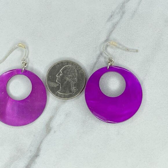 Purple Mother of Pearl Shell Dangle Silver Tone Earrings Pierced Pair - Picture 2 of 7